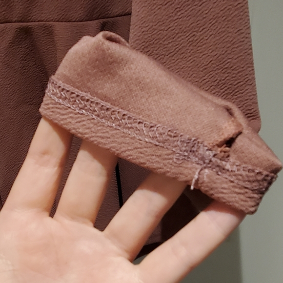 Long sleeve peplum hem mauve blouse - Picture 6 of 6